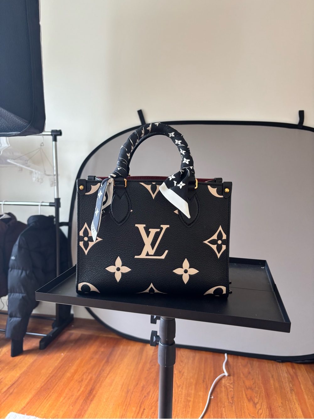 Louis Vuitton, OnTheGo, PM, Bicolour Monogram Empreinte Black Leather.